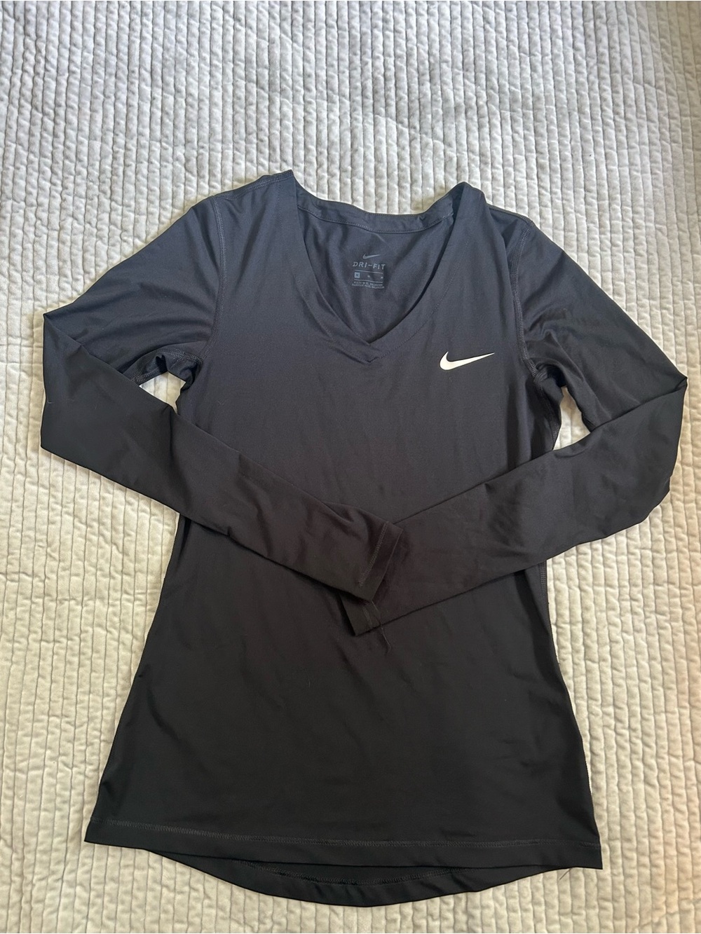 Nike Dri-fit Black Women's Long Sleeve V-Neck Athletic Top